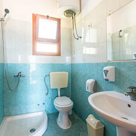 Lejlighed Radhima Sea View 4 - Kitchen, Parking & Balcony