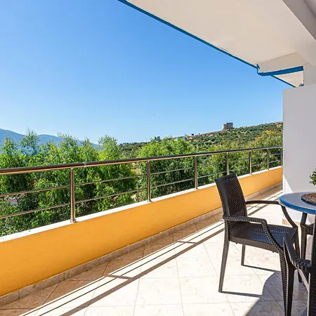 Radhima Sea View 4 - Kitchen, Parking & Balcony * Vlorë